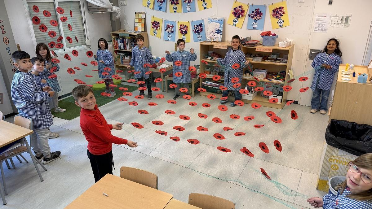 El Far viu un Sant Jordi protagonitzar pels seus escolars