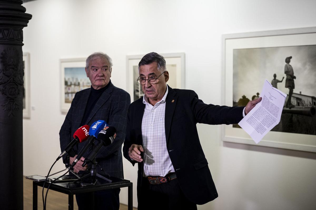 En imágenes | Exposición del reportero de guerra Gervasio Sánchez en el Paraninfo de Zaragoza