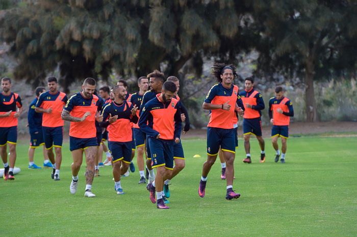 Entrenamiento de la UD en el campo de Las Burras