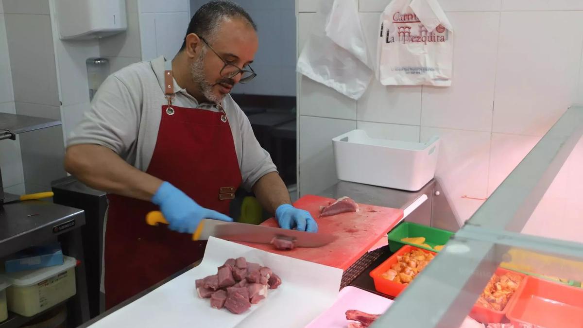 Mohamed Zeriouh Halbaj, carnicero en Ciudad Jardín.