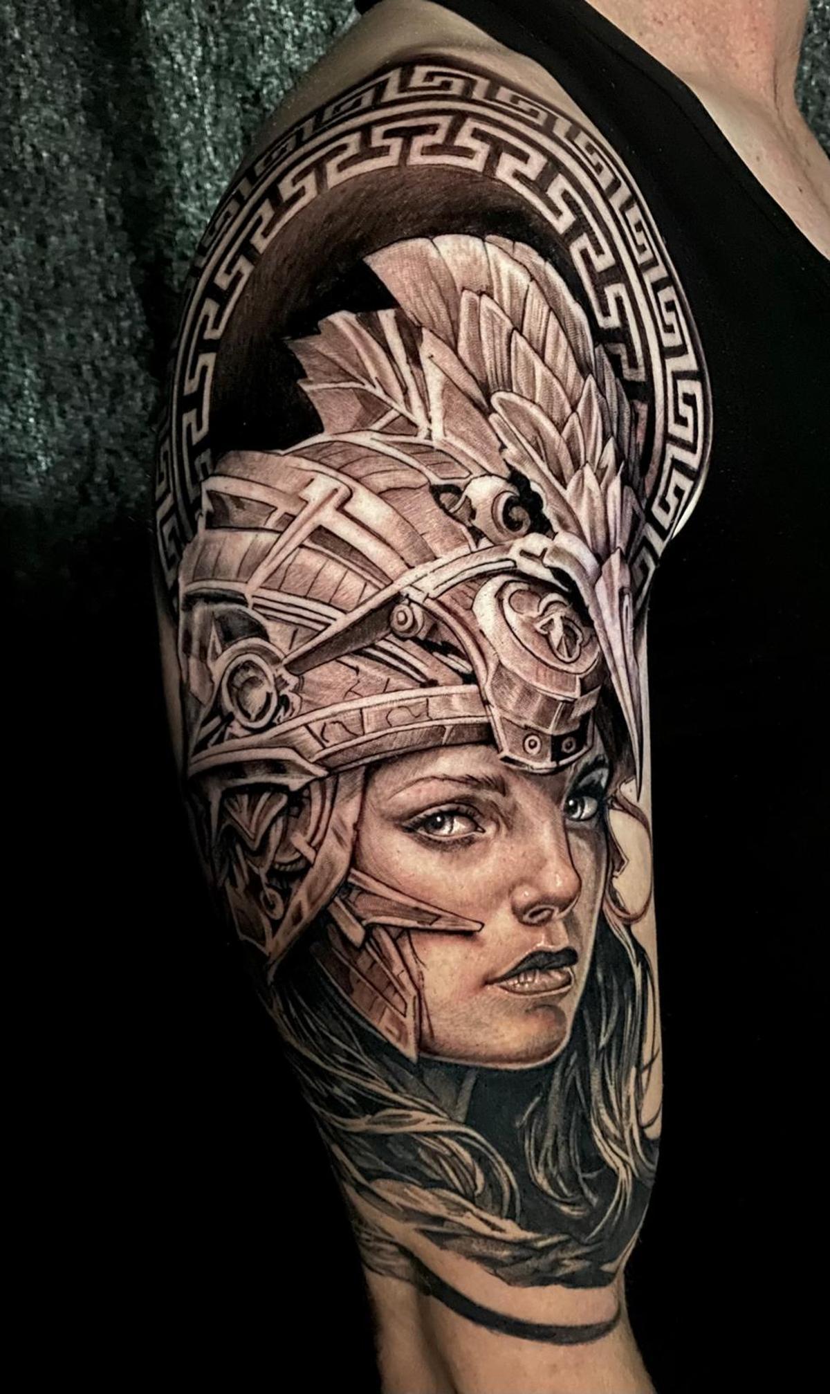 Otro ejemplo de un tattoo muy elaborado y preciso.