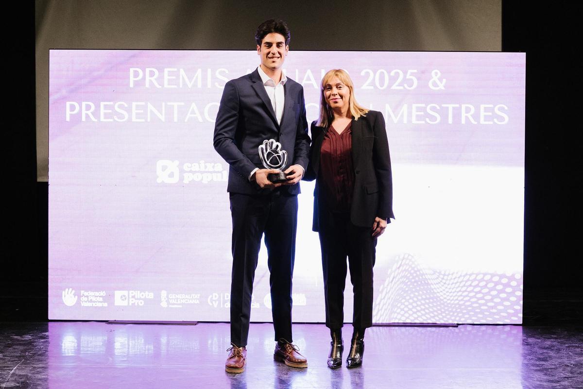 Quant a escala i corda, Alejandro Gil va ser reconegut com el jugador revelació.