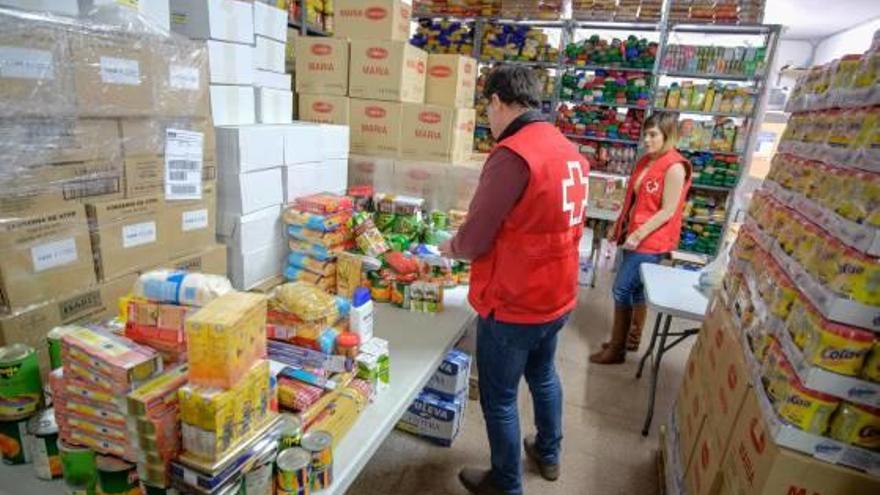 Los convenios con Cáritas, Cruz Roja, Amfi y la Asociación de Personas Sordas suben un 8 por ciento.