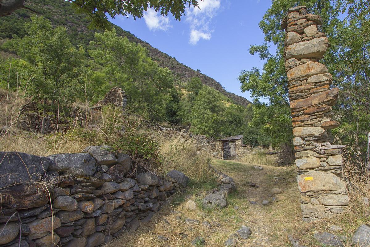 Àrreu tiene todo lo que uno imagina cuando piensa en un pueblo perdido del Pirineo