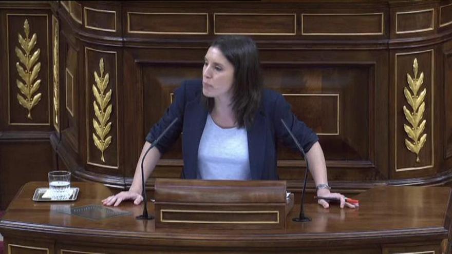 Irene Montero: "No les importa España, les importa, como a Corleone, la familia"