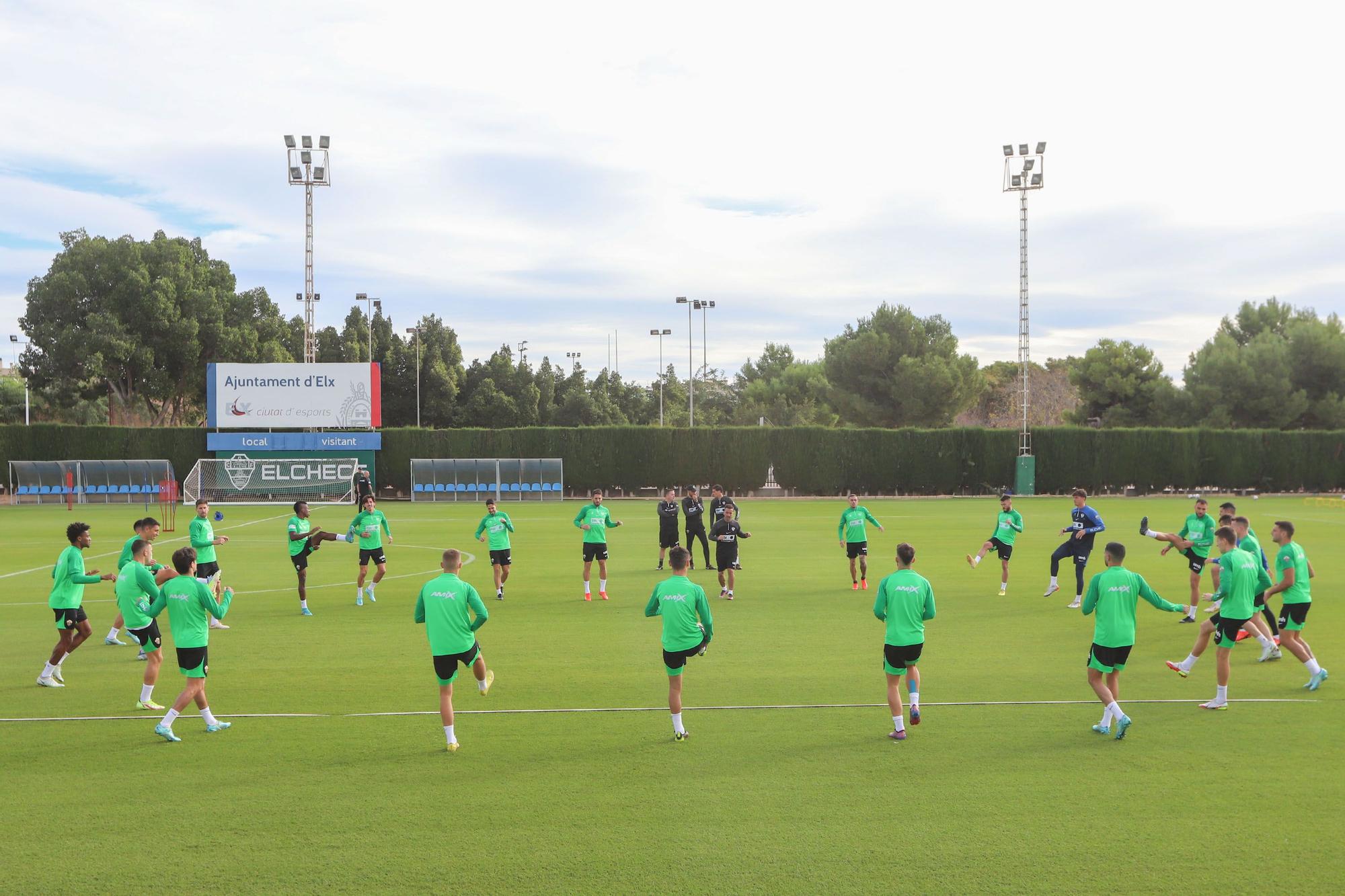 Primer entrenamiento de Machín como entrenador del Elche CF