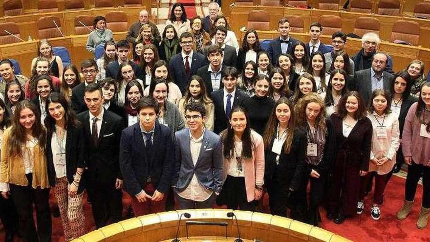 El Parlamento gallego acogió hace unas semanas el debate regional de los jóvenes europeístas. // FdV