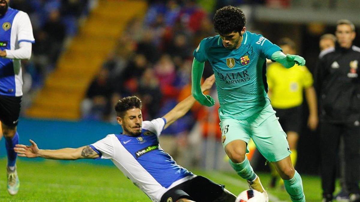 Aleñá ha marcado un golazo desde fuera del área