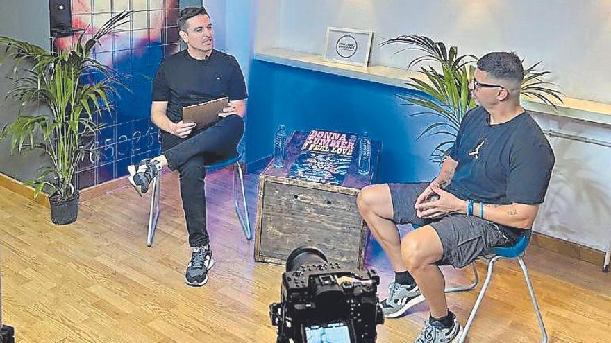 Grabación del podcast ‘Mezclando emociones’.