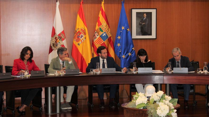 La Diputación de Huesca disminuye el gasto político y apuesta por un modelo de gobierno más eficiente