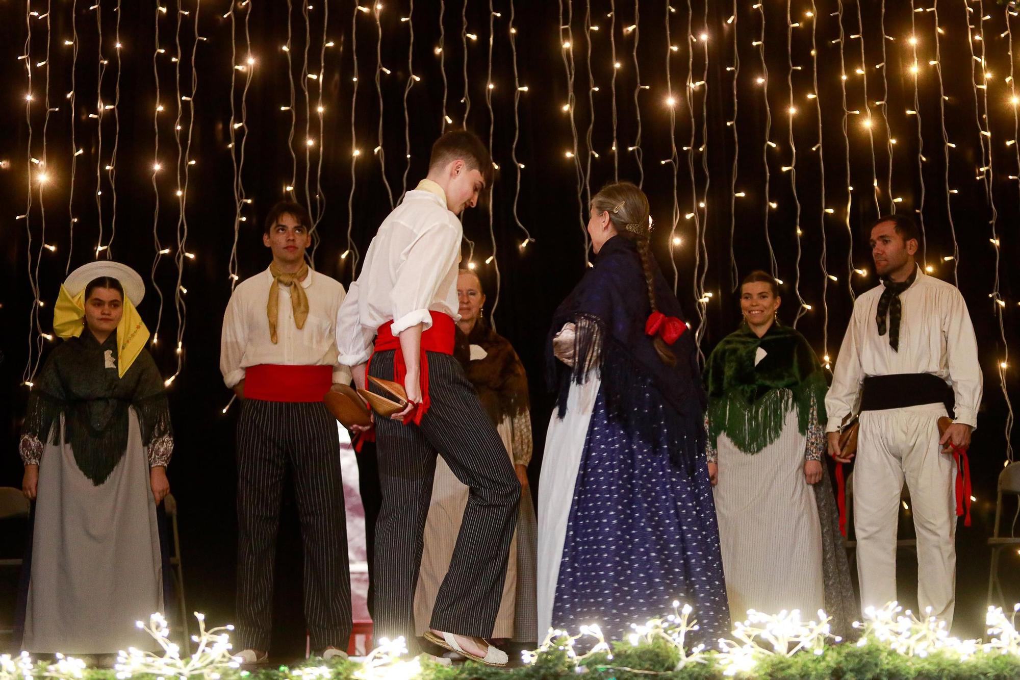 Una ‘xacota’ entre luces y guirnaldas de Navidad, en imágenes