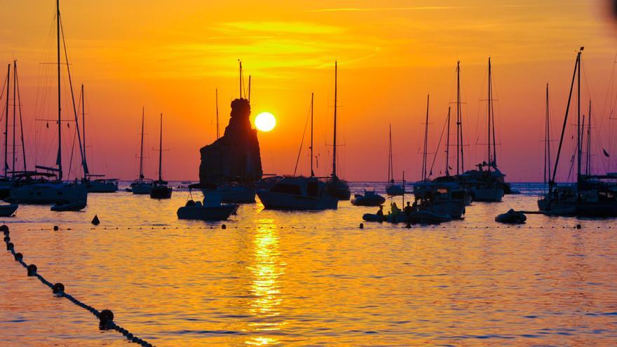 Atardecer En Benirràs.