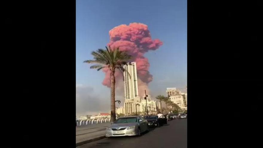 Fuerte explosión en un almacén de Beirut