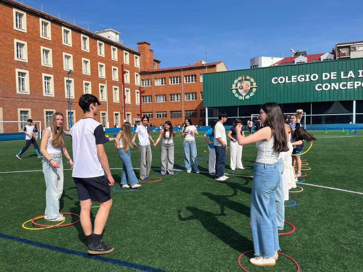 La Inmaculada pone fin a sus fiestas colegiales (en imágenes) La Inmaculada pone fin a sus fiestas colegiales (en imágenes)
