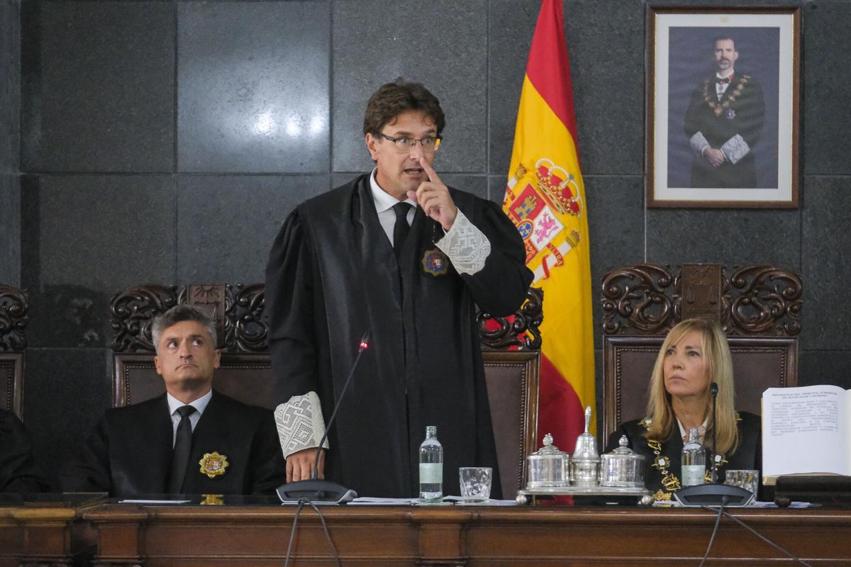 Juan Avello toma posesión como presidente del TSJC