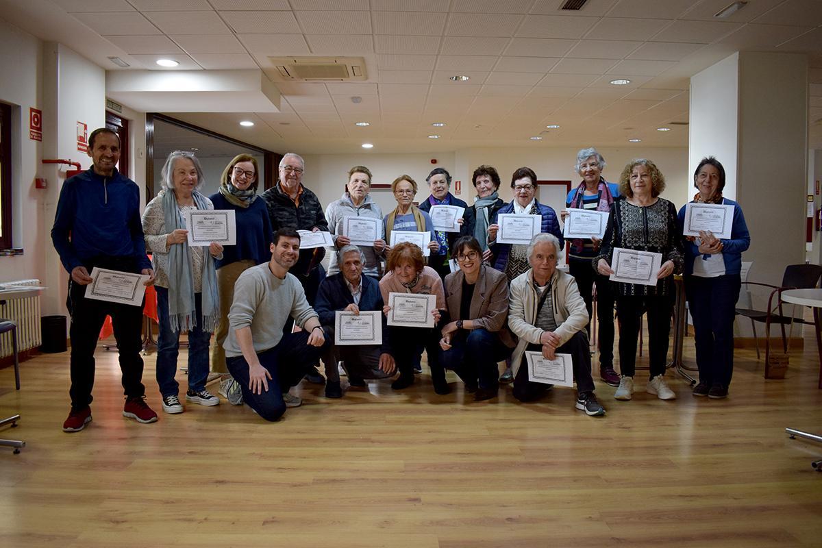 Participantes en los talleres de envejecimiento activo.