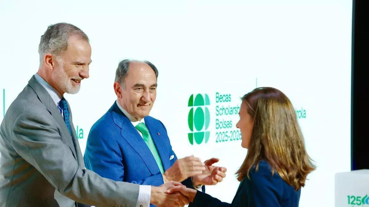 El Rey y el presidente de Iberdrola, Ignacio Galán, en la entrega de las becas 2025-2026.