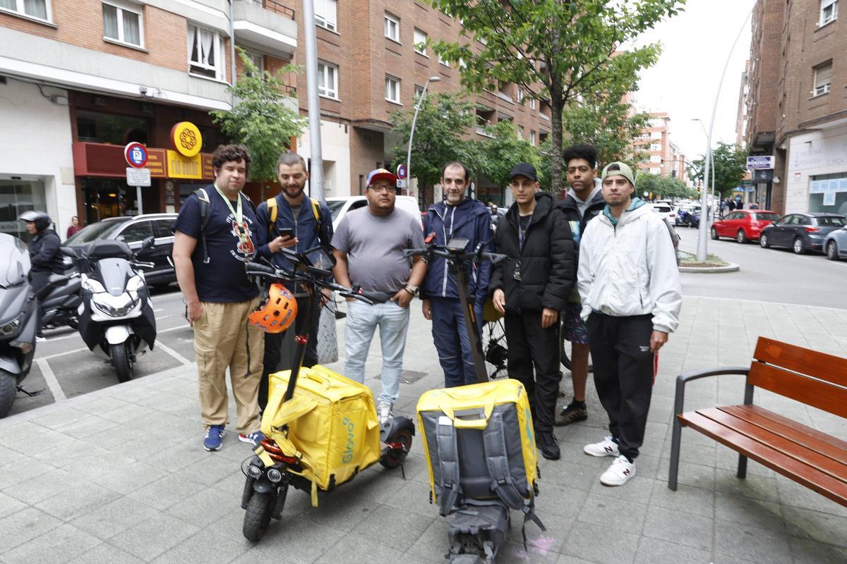 En imágenes: La división de opiniones en las calles de Gijón por la prohibición de los patinetes en el centro En imágenes: La división de opiniones en las calles de Gijón por la prohibición de los patinetes en el centro