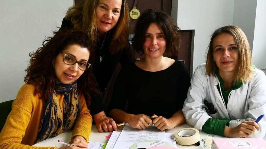 Las organizadoras del &quot;Inspiring women in science&quot;, Paz Fernández, Cristina Jurcic, María Salvador y Esther Serrano.