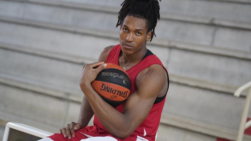 Yves Pons: De la pobresa d’Haití al bàsquet a ritme de jazz