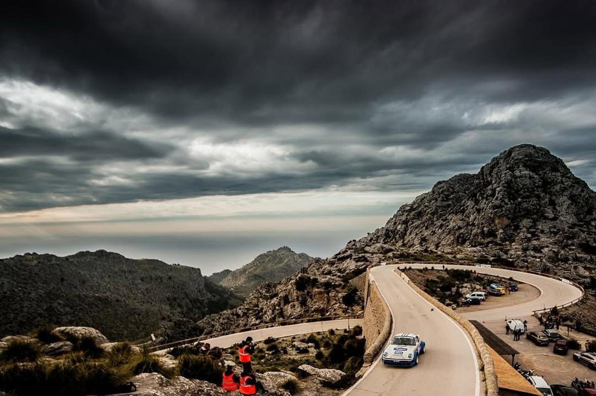 Imagen del incónico "nudo de corbata" de Sa Calobra