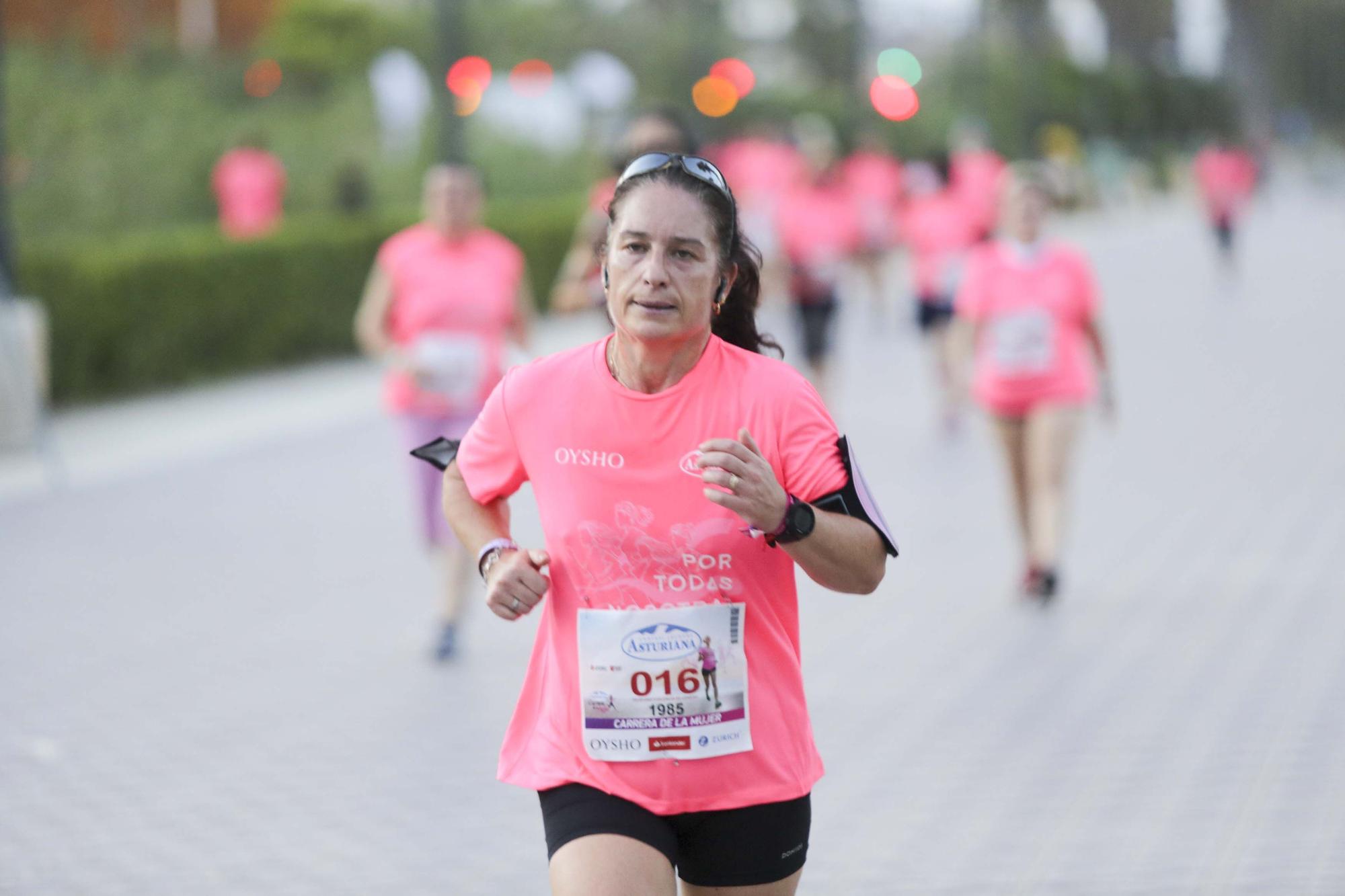 Las mejores imágenes de la carrera de la Mujer en València