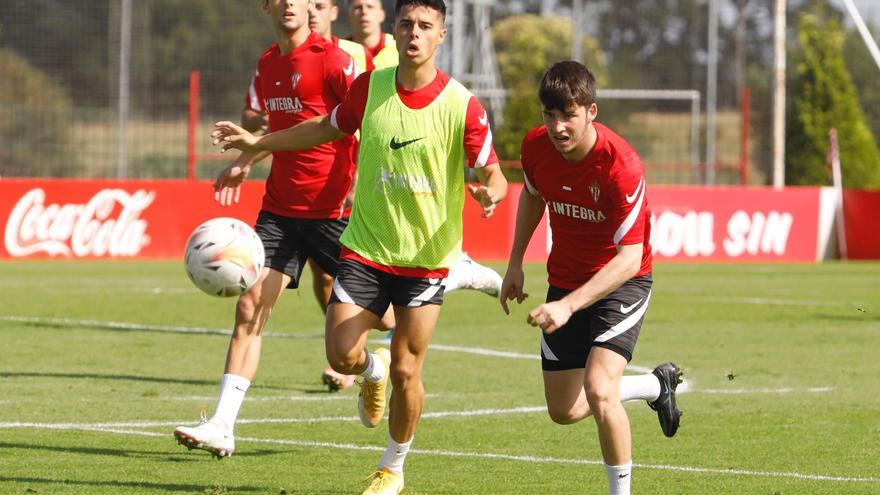 Los jugadores del Sporting Gragera y Guille Rosas, convocados con la sub-21