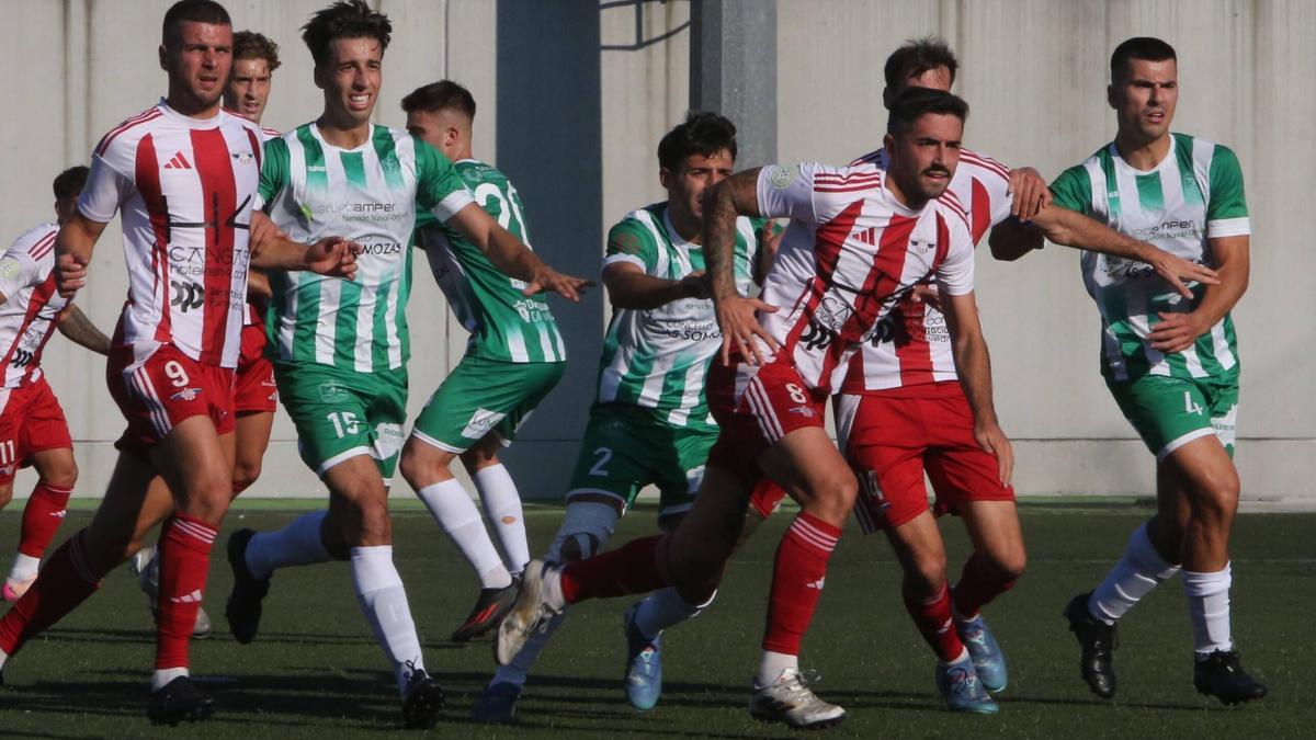 Un momento del partido jugado ayer.