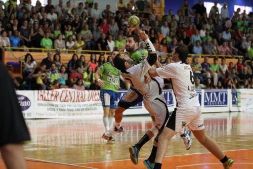 Balonmano: MMT Seguros - Helvetia Anaitasuna (25-24)