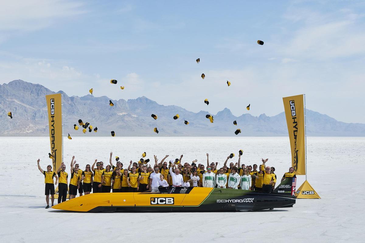 Récord mundial de velocidad: El JCB Hydromax de hidrógeno supera los 653 km/h