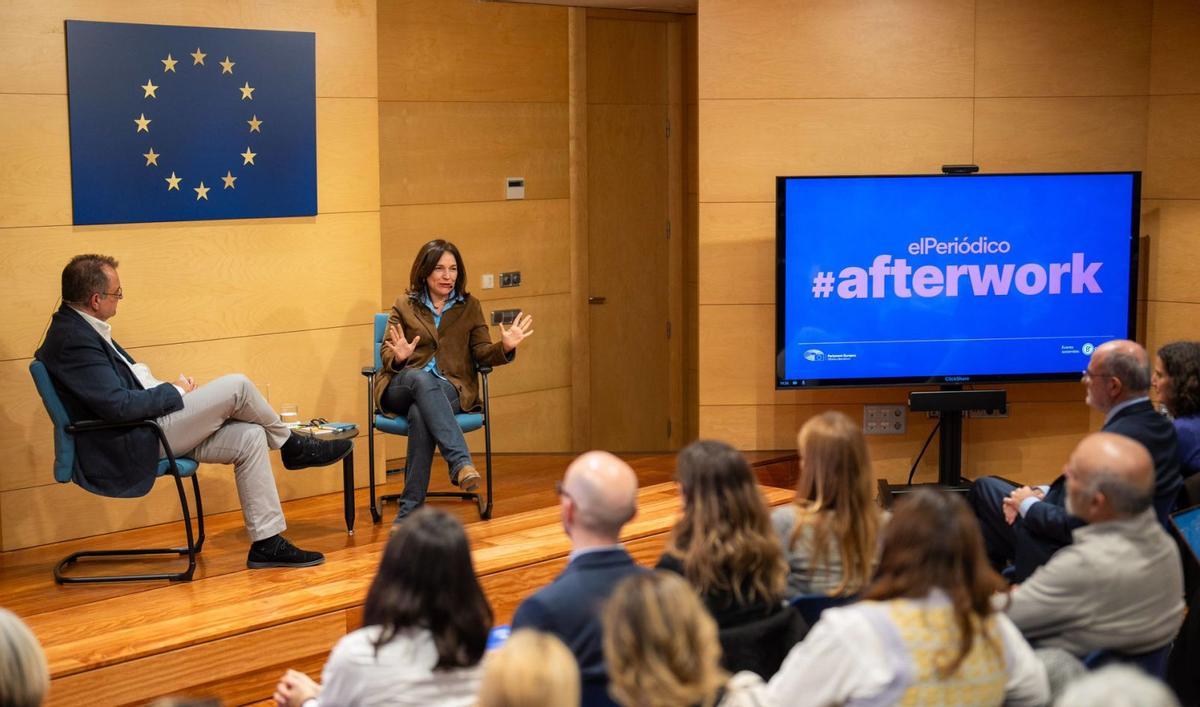Gálvez: "Hauríem de tenir una xarxa social pública que sigui democràtica" Gálvez: "Hauríem de tenir una xarxa social pública que sigui democràtica"