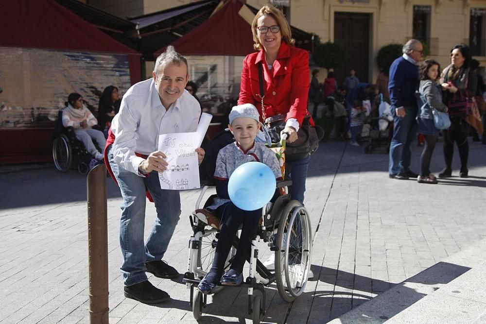 Fiesta infantil que la Asociación de Familiares de Niños con Cáncer (Afacmur)