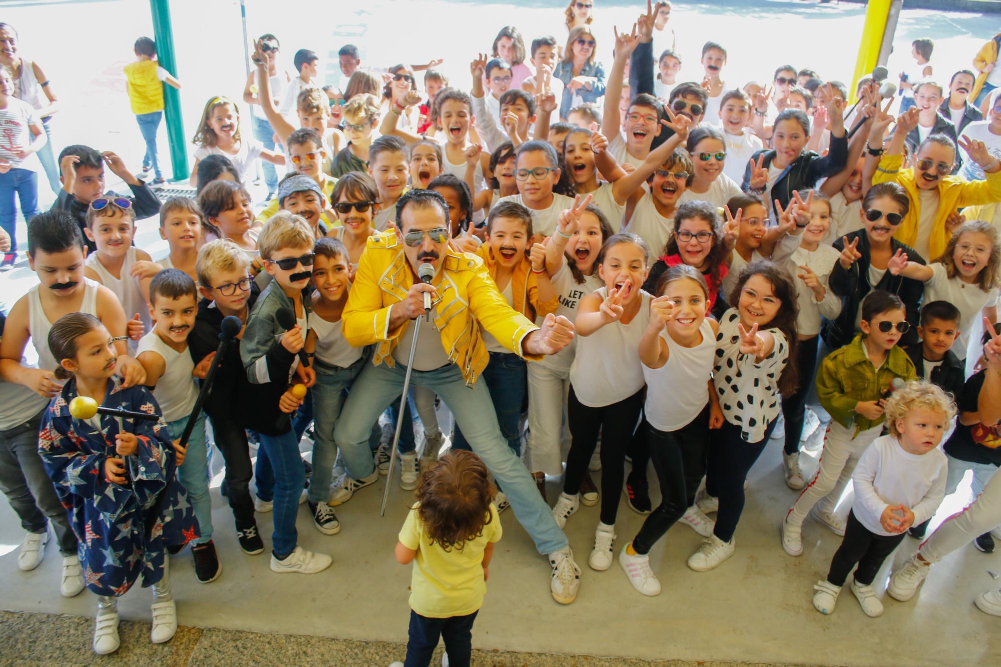 El espíritu de Freddy Mercury se encarna en el CEIP Anexo A Lomba