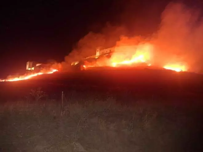 Galería | Así ha sido el incendio en Medellín