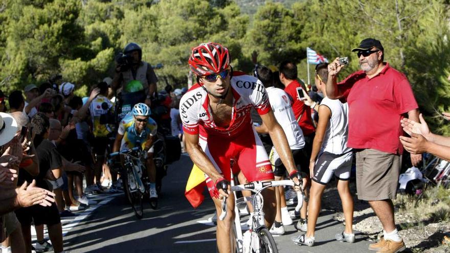 David Moncoutié, en la Vuelta a España 2010, en las duras rampas  del Xorret de Catí