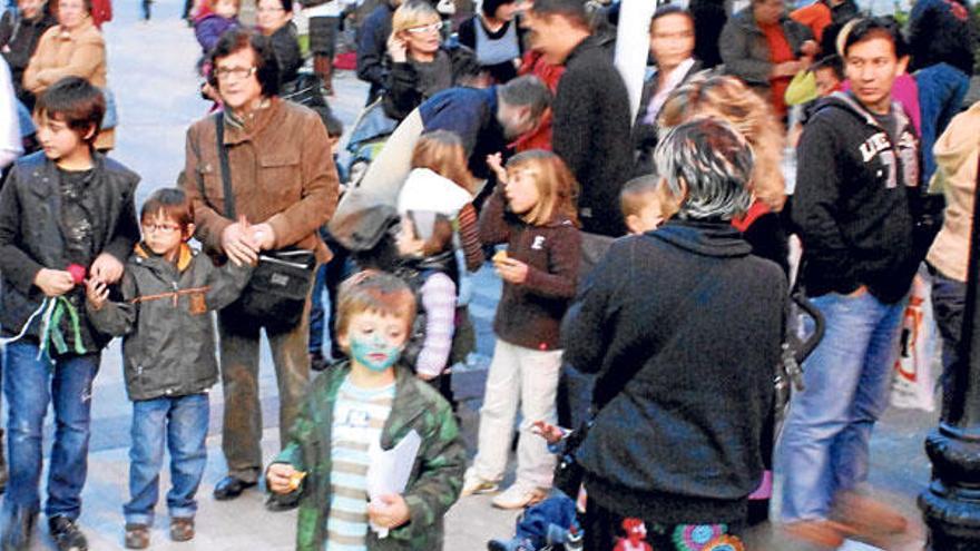 El centro de Manacor se llenó de escolares.