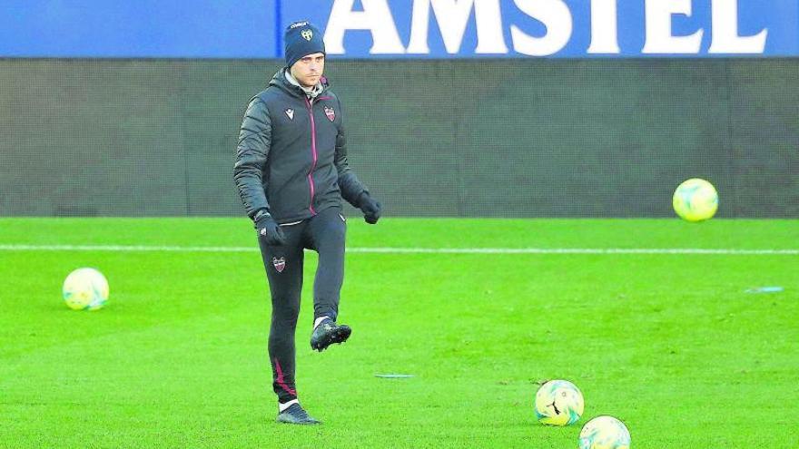 Alessio Lisci, en el entrenamiento levantinista. | LEVANTE UD