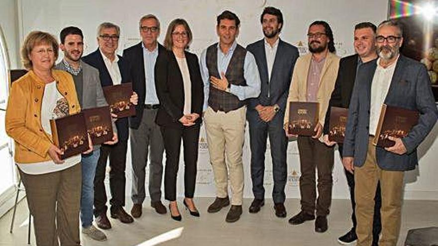 Finalistas de la quinta edición Ferrero Rocher .