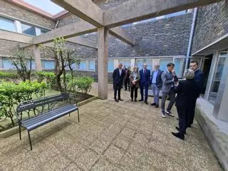 Las esperas en los hospitales grandes del centro de Asturias llegan a triplicar a las de los comarcales