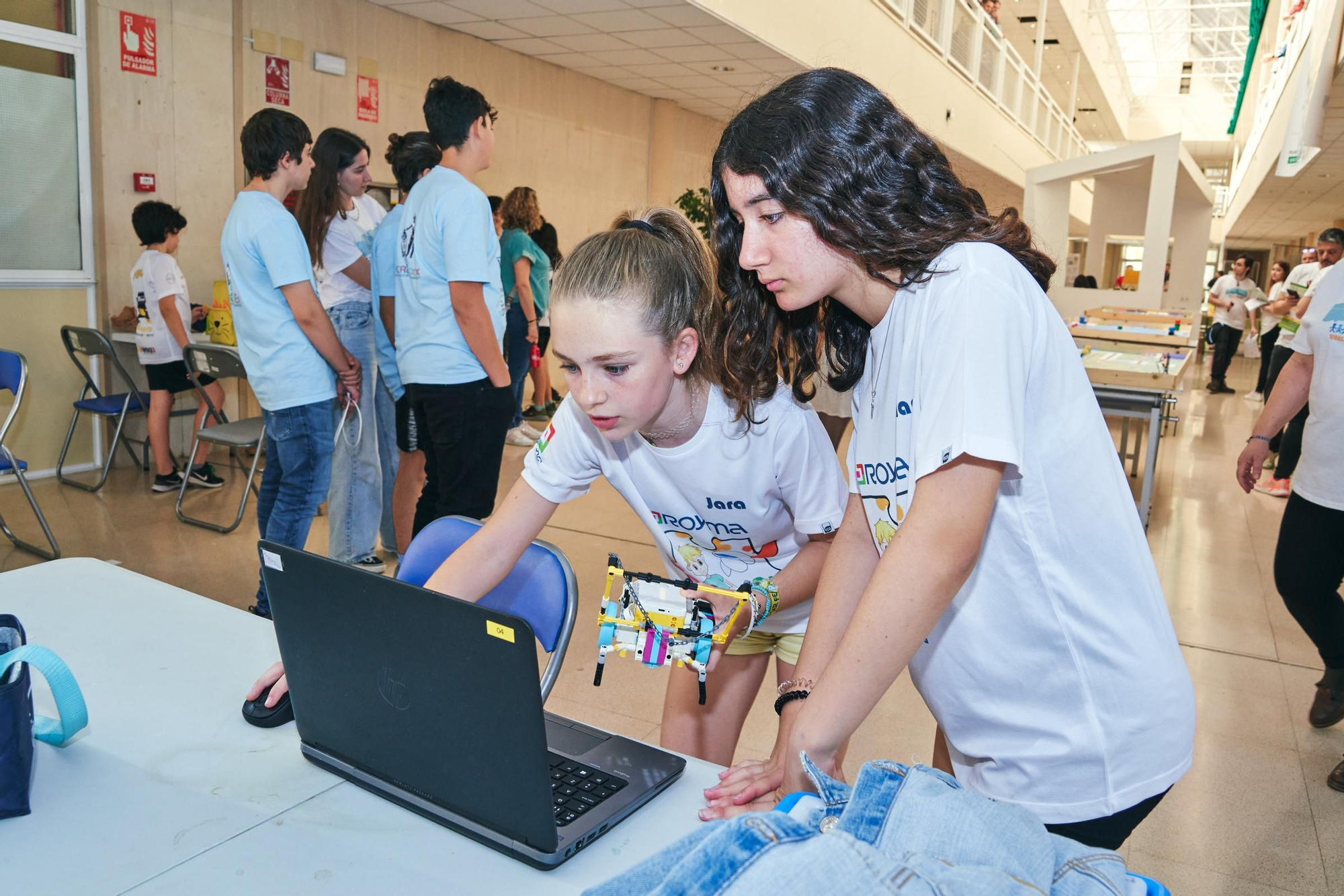 Fotogalería | Cáceres acoge el torneo de robots 'Ceresteam. World Robot Olympiad'