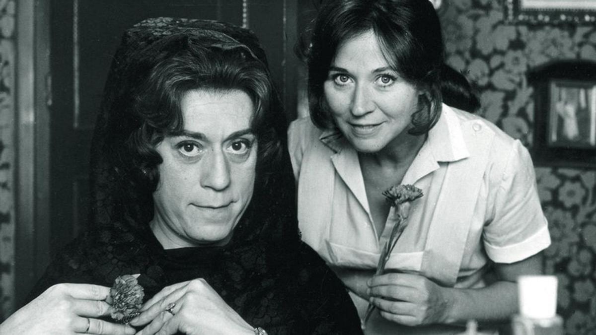 José Luis Borau produjo y escribió en 1972 ‘Mi querida señorita’, de cuya realización se encargó Jaime de Armiñán cuando el franquismo enfilaba sus últimos y violentos tiempos.