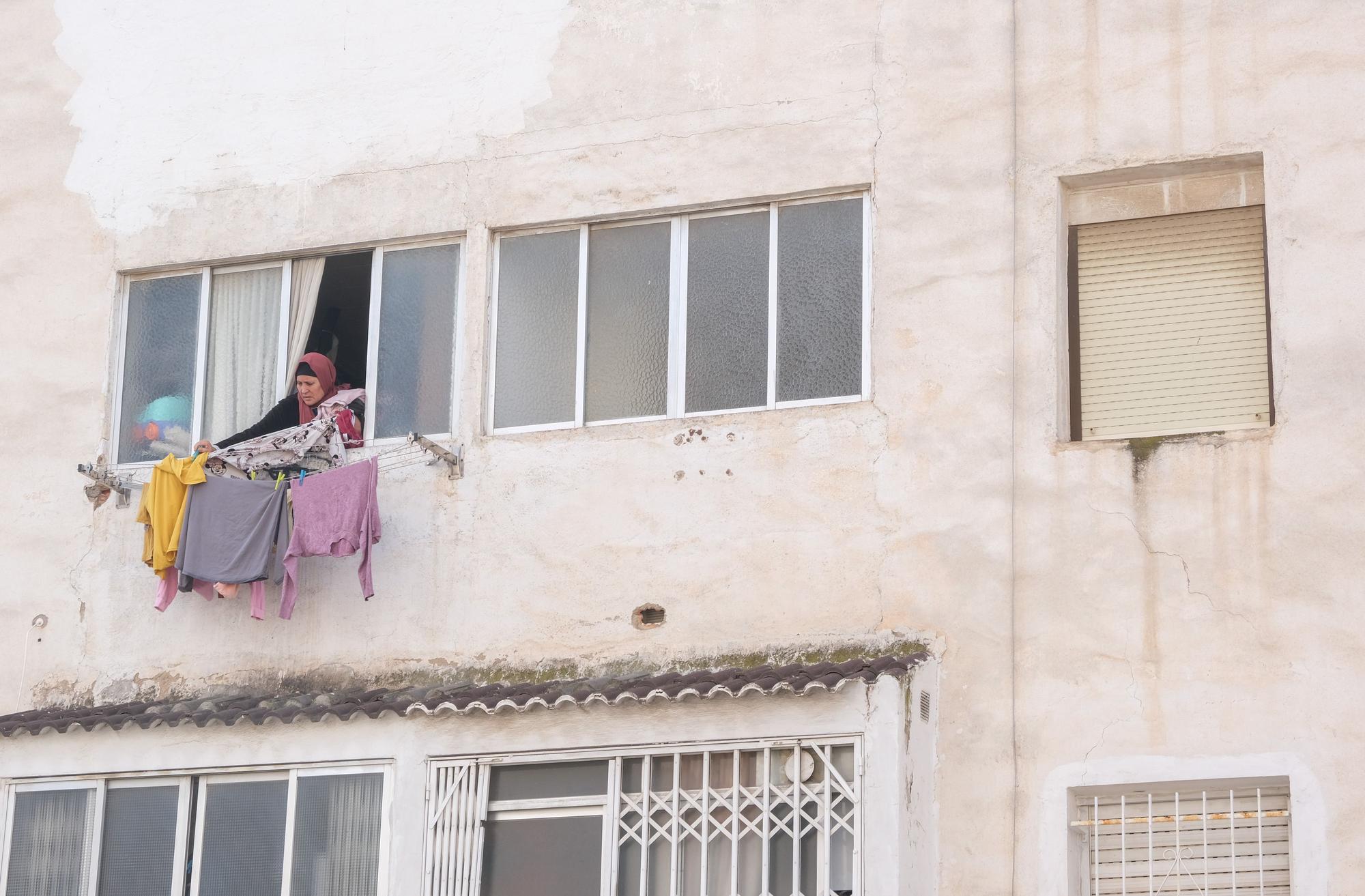 Lo que Pedro Sánchez no vio en el barrio de San Antón de Elche