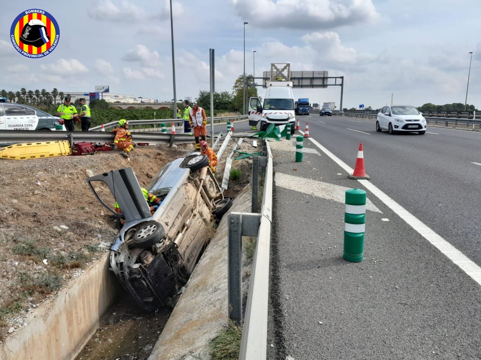 Excarcelan a un octagenario tras un accidente en la A-3