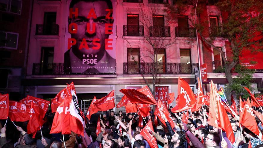 El PSOE remunta des del seu pitjor resultat històric