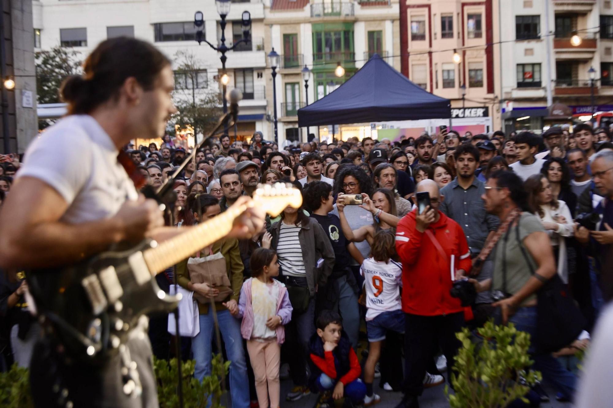 La Noche Blanca de Gijón, en imágenes