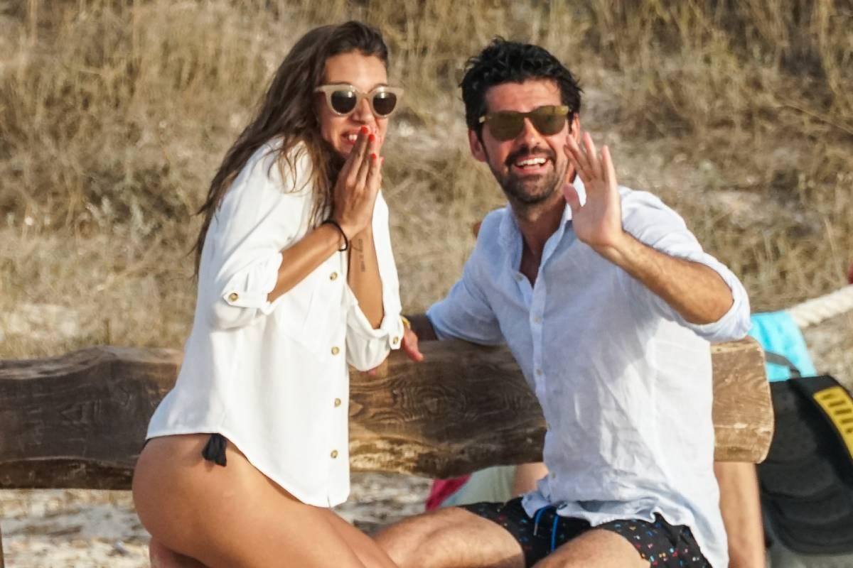 Miguel Ángel Muñoz también disfrutaba de las playas de Formentera junto a Ana Guerra durante su relación
