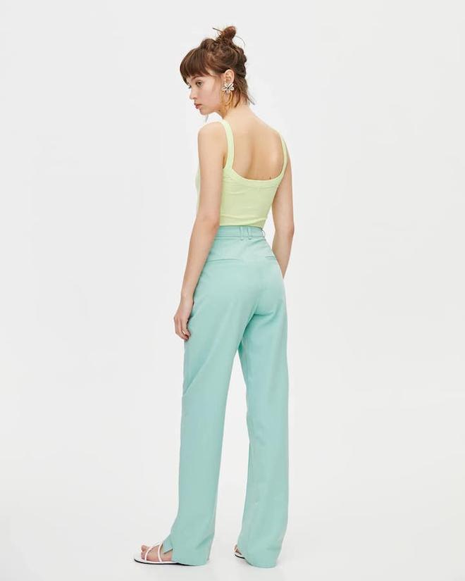 Pantalón tailoring en color menta, de Pull&amp;Bear