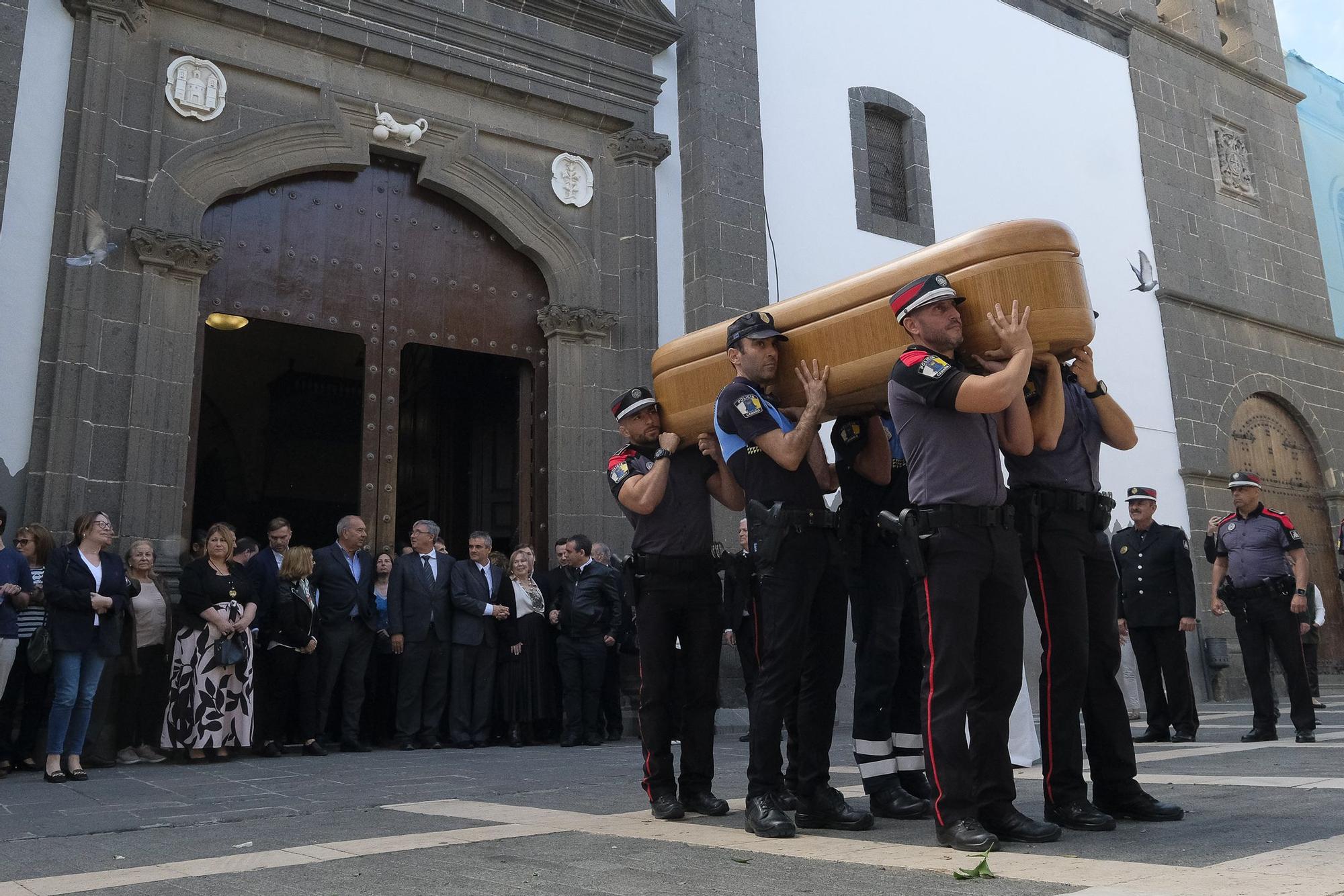 Capilla ardiente y funeral de Lorenzo Olarte