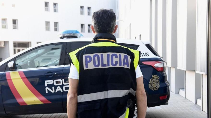 La Policía Nacional hará evaluación psicosocial a sus agentes en A Coruña tras una denuncia laboral