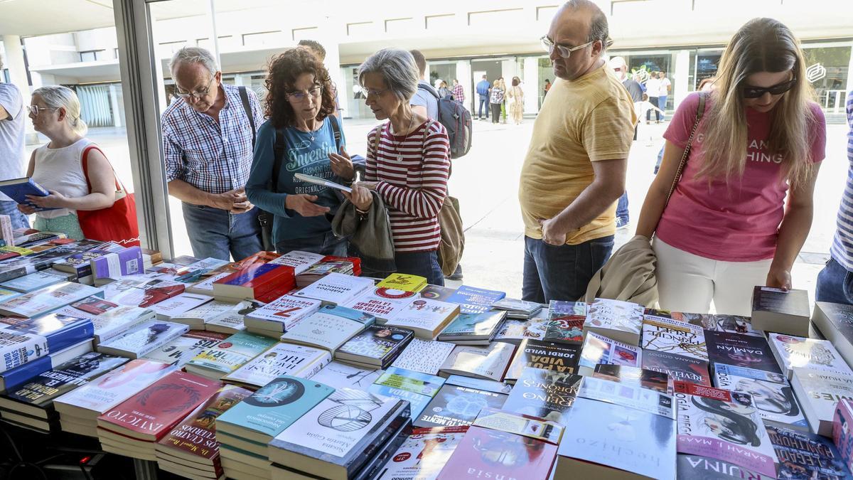 Inauguración de la Feria del Libro de Alicante el pasado año